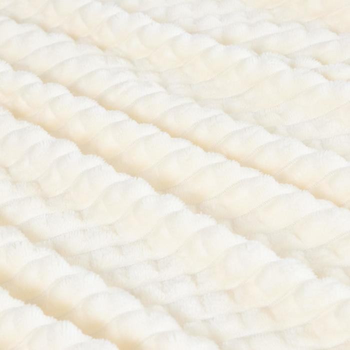 Плед Этель &laquo;Клетка&raquo; 150*200 см, цв.молочный, корал-флис, 240гр/м2, 100% полиэстер