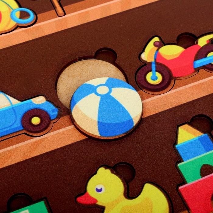 Сортер &laquo;Игрушки на полках&raquo;