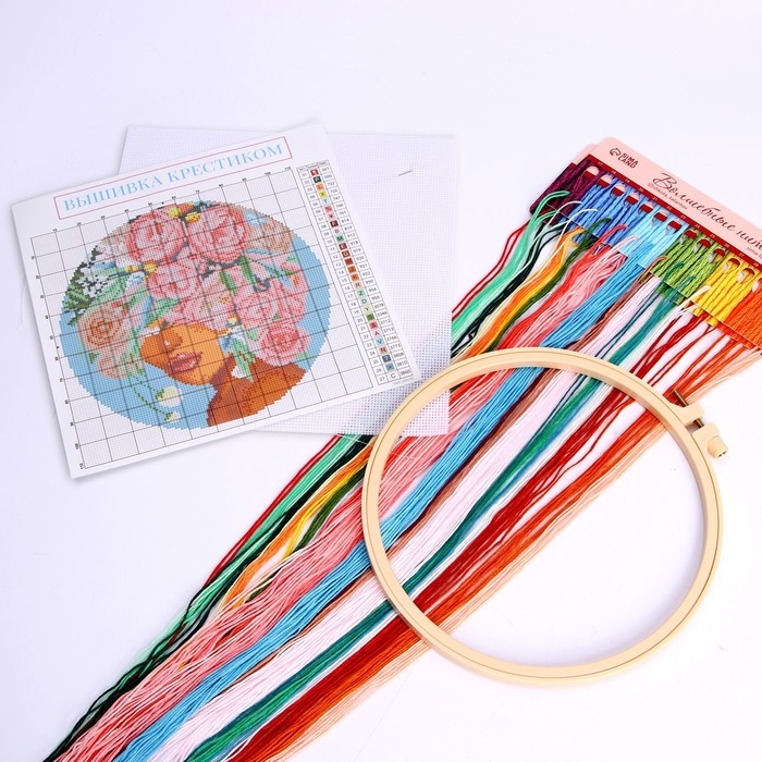 Вышивка на пяльцах &laquo;Розы&raquo;, 20 х 20 см, набор для творчества