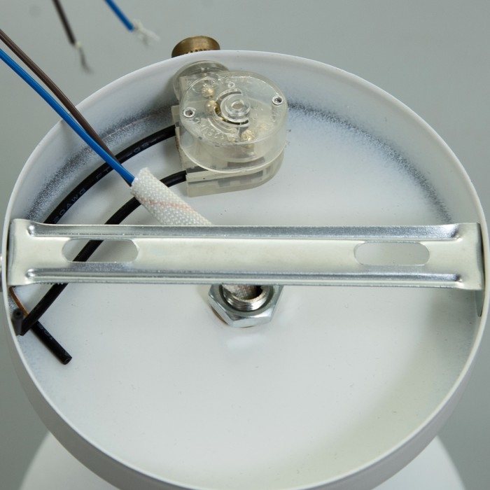 Бра 2729/1 E27 40Вт бело-золотой Бра 2729/1 E27 40Вт бело-золотой