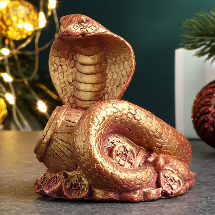 Фигура Фигура "Змея на деньгах с бочкой" бордовый с позолотой, 6х6х5см