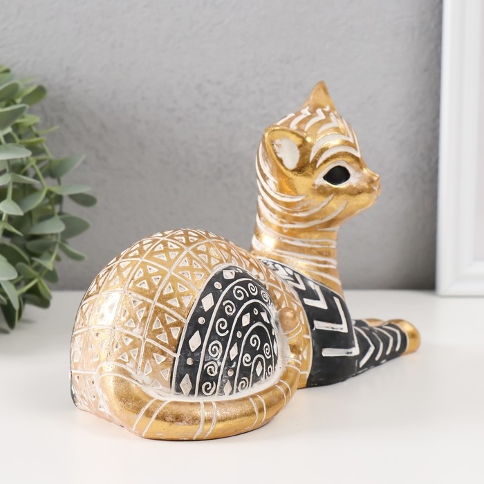 Сувенир полистоун "Кошка с узорами, лежит" золото с чёрным 21х9х13 см