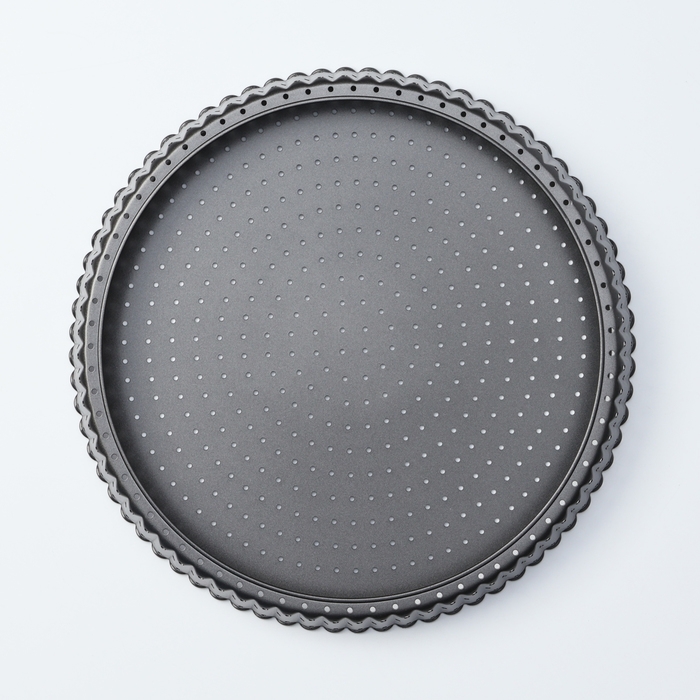 Форма для выпечки Доляна Galaxy перфорированная, 28×3 см, съёмное дно, антипригарное покрытие Форма для выпечки Доляна Galaxy перфорированная, 28×3 см, съёмное дно, антипригарное покрытие