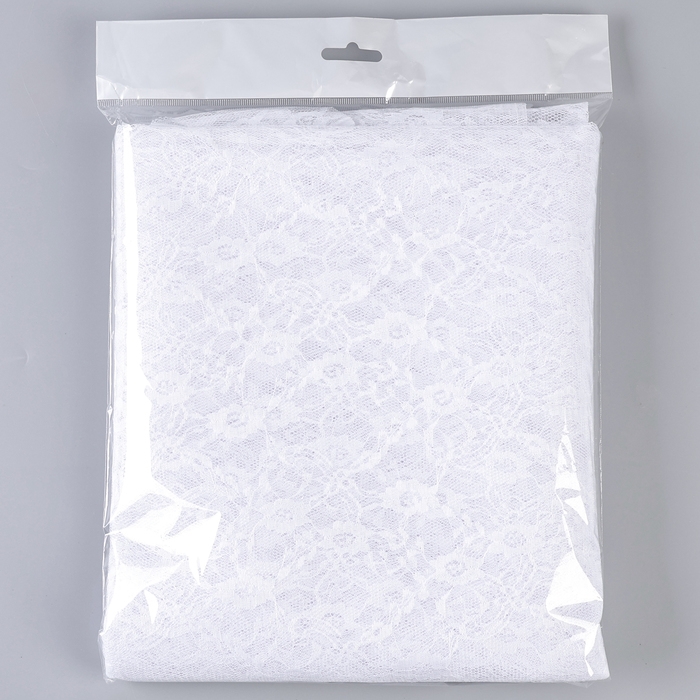 Лоскут гипюра, мелкие цветы, белый, 150 &times; 160 см