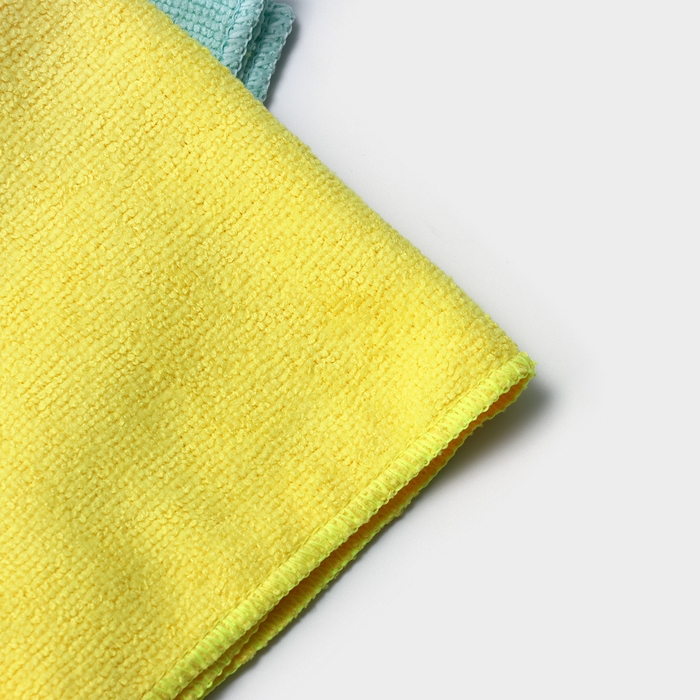 Салфетки универсальные Доляна, 220 г/м&sup2;, 3 шт, 30&times;30 см, микрофибра, с оверлоком, цвет МИКС