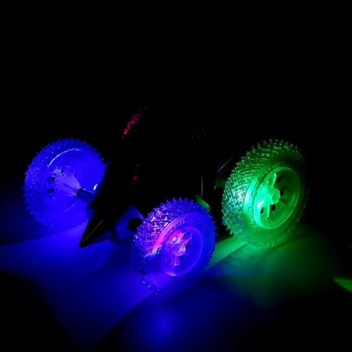 Перевёртыш радиоуправляемый &laquo;Скорость&raquo;, работает от батареек, световые эффекты, цвет синий