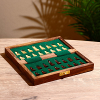 Шахматы дерево, 18х18,5х2 см Шахматы дерево, 18х18,5х2 см