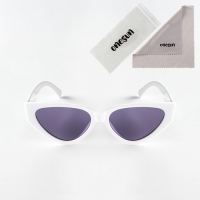 Очки солнцезащитные "OneSun", uv 400, дужка 14 см, ширина 15 см, линза 4.2 х 6.5 см, белые Очки солнцезащитные "OneSun", uv 400, дужка 14 см, ширина 15 см, линза 4.2 х 6.5 см, белые