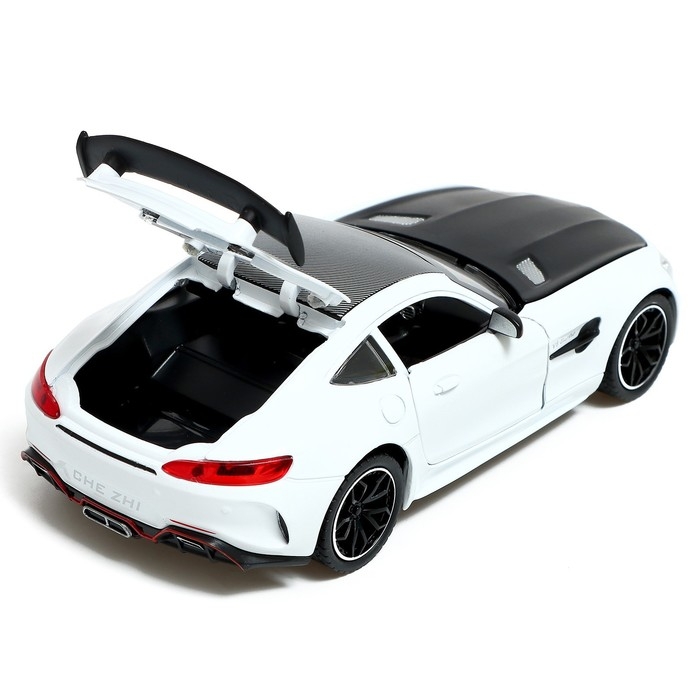 Машина металлическая, 1:24, инерционная, открываются двери, капот, багажник, цвет белый Машина металлическая, 1:24, инерционная, открываются двери, капот, багажник, цвет белый