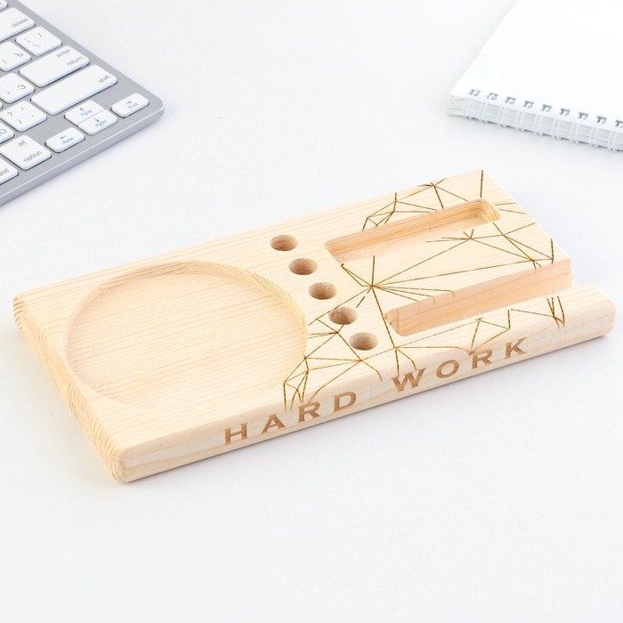 Подставка для телефона &laquo;Hard Work&raquo;, дерево, 21,7 х 20 х 11 см