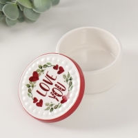 Шкатулка керамика "Растительный венок с сердцами - love you" 7,5х7,5х4,5 см Шкатулка керамика "Растительный венок с сердцами - love you" 7,5х7,5х4,5 см