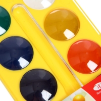 Акварель медовая ЗХК "Цветик", 12 цветов, в пластиковом пенале, без кисти Акварель медовая ЗХК "Цветик", 12 цветов, в пластиковом пенале, без кисти