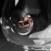 Бокал "Непробиваемый. Сухопутные", для коньяка, эмблема с пулей, 390 мл Бокал "Непробиваемый. Сухопутные", для коньяка, эмблема с пулей, 390 мл