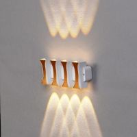 Светильник фасадный «Элегант», FSD-041, 8 Вт, 3000К, 4 луча, IP65, 220 В, пластик, белый Светильник фасадный «Элегант», FSD-041, 8 Вт, 3000К, 4 луча, IP65, 220 В, пластик, белый