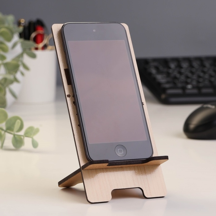 Подставка под телефон &laquo;Любимой маме&raquo;, 7&times;8&times;15 см