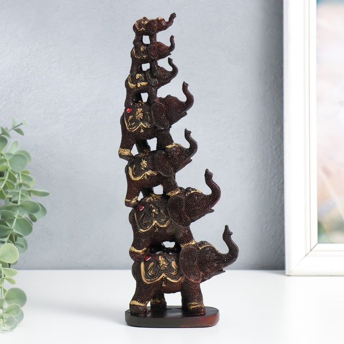 Сувенир полистоун "Семь слонов в пирамиде" коричневый 5,3х10х29 см