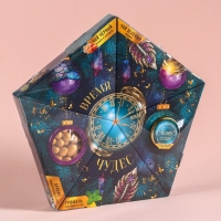 Подарочный набор &laquo;Время чудес&raquo;: чай чёрный со вкусом: ваниль и карамель 20 г., чай зелёный с жасмином 20 г., арахис шоколаде70 г., шоколадные конфеты 100 г., крем-мёд с апельсином 30 г.