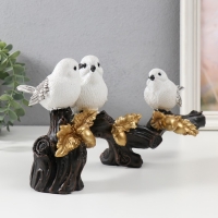 Сувенир полистоун "Три белых птицы на ветке с желудями" 30х12х14,5 см