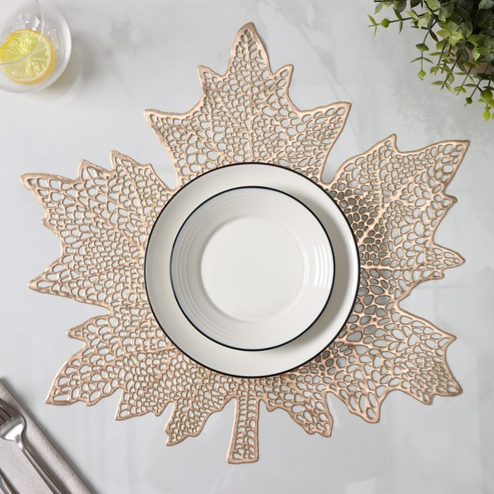 Салфетки сервировочные на стол Доляна &laquo;Кленовый лист&raquo;, 4 шт, d=38 см, цвет золотой