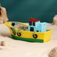 Корабль сувенирный "Рыбацкое судно" 13*6*5см