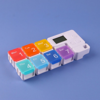 Таблетница &laquo;Неделька&raquo;, 7 секций, с таймером, разноцветная