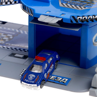 Парковка &laquo;Полицейский участок&raquo;, с 2 металлическими машинами