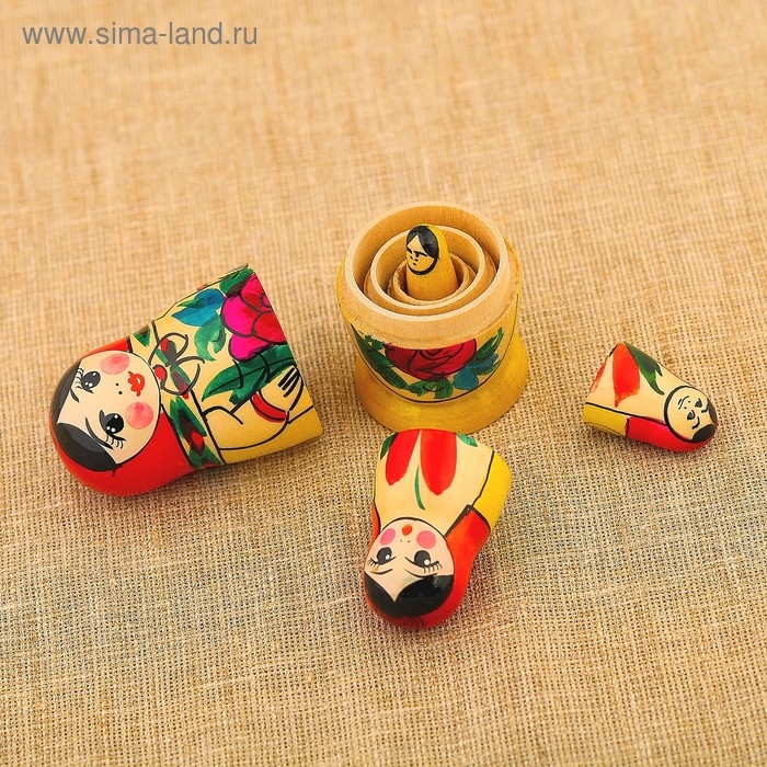 Матрёшка &laquo;Галина&raquo;, красный платок, 4 кукольная, 9 см