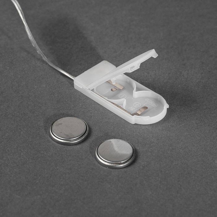 Гирлянда «Нить» 5 м роса, IP20, серебристая нить, 50 LED, батарейки CR2032х2 (в комплекте), свечение белое Гирлянда «Нить» 5 м роса, IP20, серебристая нить, 50 LED, батарейки CR2032х2 (в комплекте), свечение белое