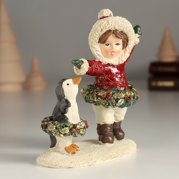 Сувенир полистоун "Малышка с пингвинёнком - танцы" 10,5х5,5х12 см