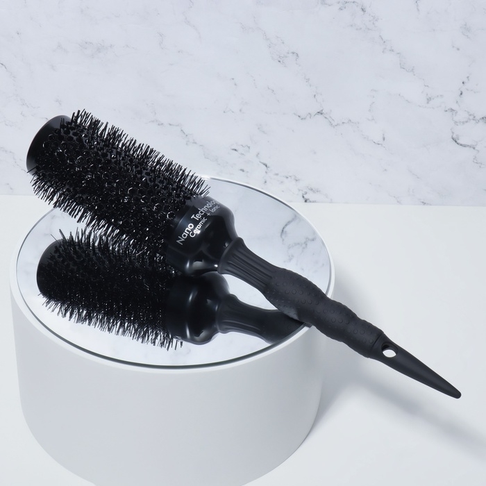 Брашинг &laquo;Premium&raquo;, вентилируемый, прорезиненная ручка, d = 4,3/6 &times; 28,7 см, цвет чёрный