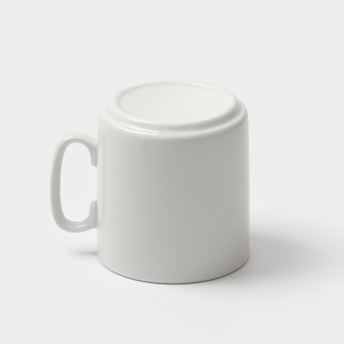 Набор фарфоровой посуды &laquo;Классический&raquo;, 24 предмета: тарелка плоская d=17,5 см, d=20 см, тарелка глубокая 600 мл, d=20 см, кружка 300 мл