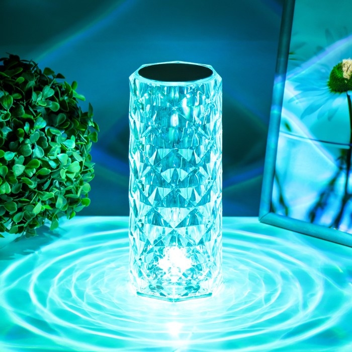 Настольная лампа с ПДУ "Призма" LED RGB АКБ 9,5х9х21,5 см RISALUX