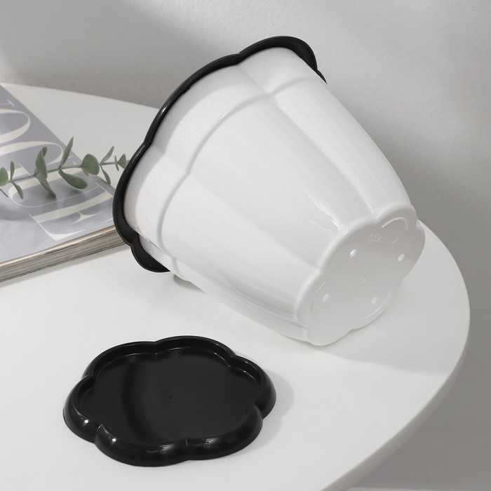 Горшок с поддоном &laquo;Восторг&raquo;, 1,5 л, цвет белый