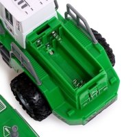 Экскаватор &laquo;Фермер&raquo;, радиоуправляемый, работает от батареек, цвет зелёный