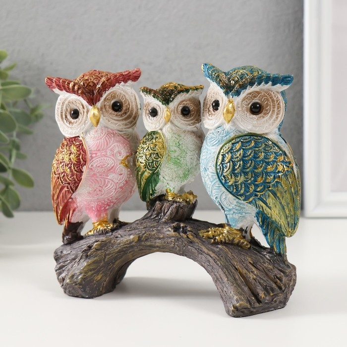 Сувенир полистоун "Семья цветных филинов на ветке" 6х14,5х13 см