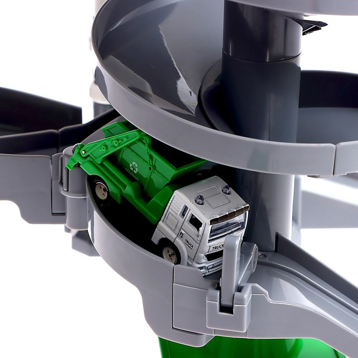 Парковка &laquo;Городские службы&raquo;, с 2 машинками