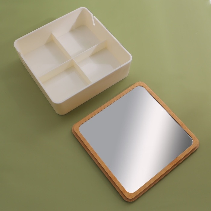 Бокс для хранения косметических принадлежностей, с зеркалом, 4 секции, 15 &times; 15 &times; 5 см, цвет белый/коричневый