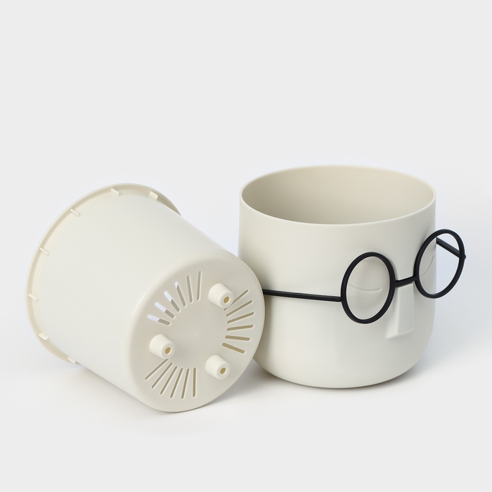 Кашпо для цветов со вставкой «Стив», 650 мл, d=11,5 см, h=10,5 см, цвет белый ротанг Кашпо для цветов со вставкой «Стив», 650 мл, d=11,5 см, h=10,5 см, цвет белый ротанг