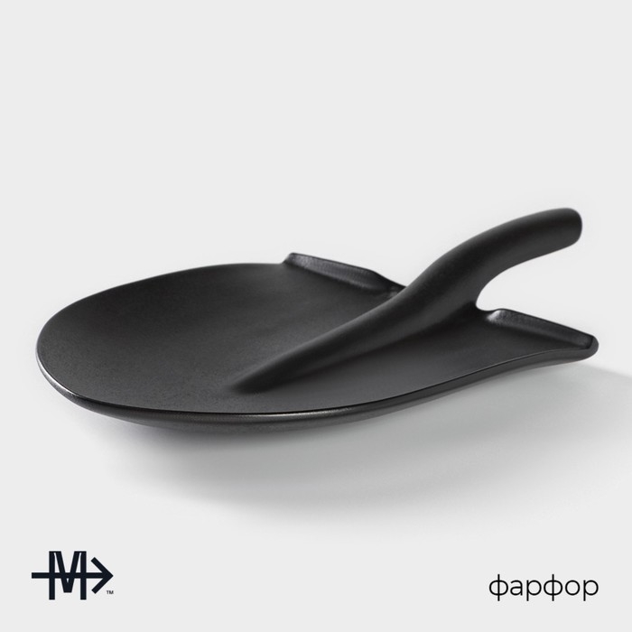 Блюдо фарфоровое для подачи Magistro Carbon «Лопатка», 35,5×20,2 см, цвет чёрный Блюдо фарфоровое для подачи Magistro Carbon «Лопатка», 35,5×20,2 см, цвет чёрный