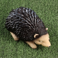 Садовая фигура "Ежик греется" 18х10х10см /// Садовая фигура "Ежик греется" 18х10х10см ///