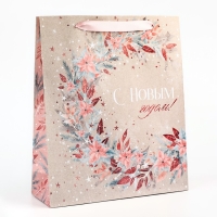 Пакет подарочный новогодний крафтовый вертикальный &laquo;Счастье&raquo;, M 26 х 30 х 9 см, Новый год