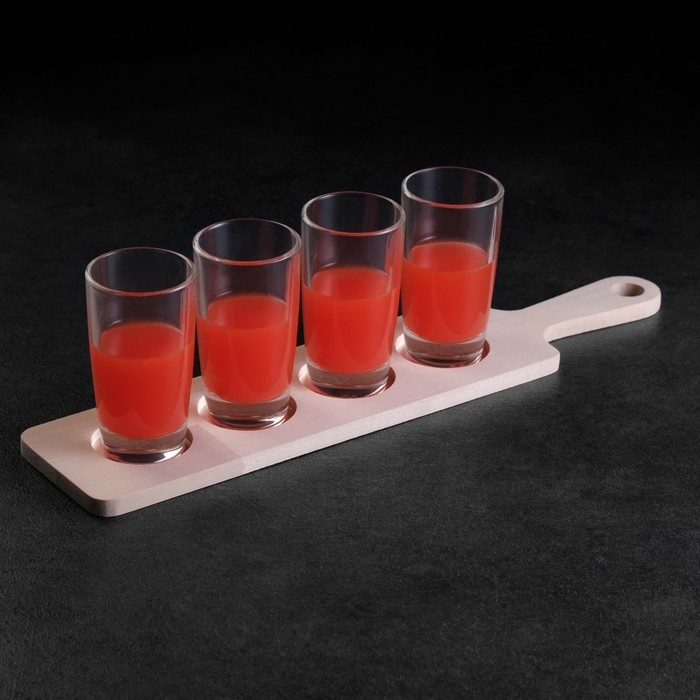 Доска для подачи с ручкой, 4 шота, 31х7х0,8 см, d=4 см, береза Доска для подачи с ручкой, 4 шота, 31х7х0,8 см, d=4 см, береза