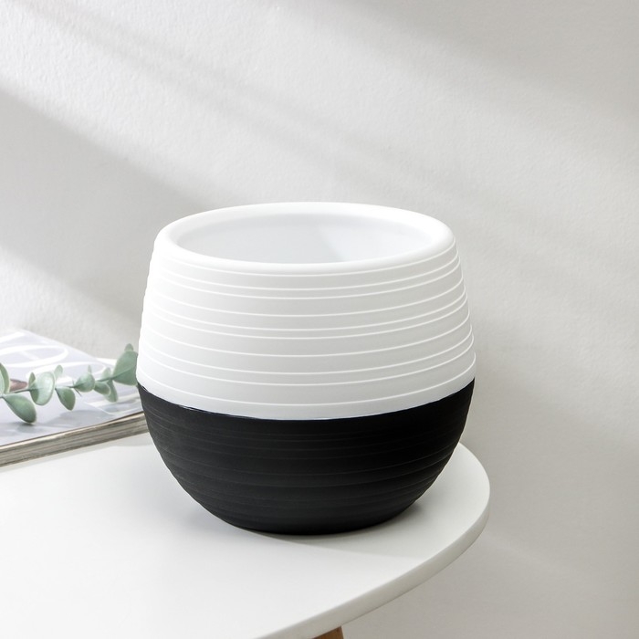 Горшок для цветов с поддоном &laquo;Дуэт&raquo;, 1,5 л, пластиковый, чёрно-белый