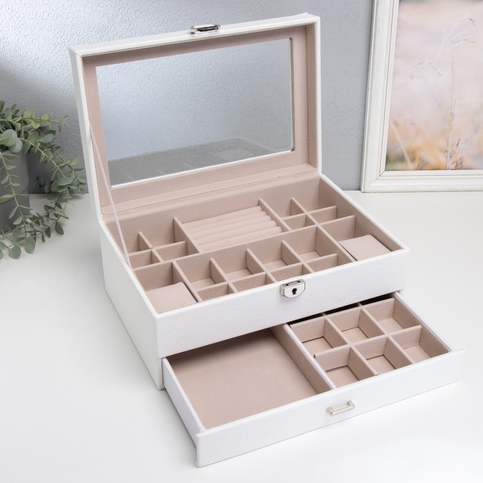 Шкатулка кожзам для украшений Шкатулка кожзам для украшений "Кабрина" белая 30,5х20х13,5 см