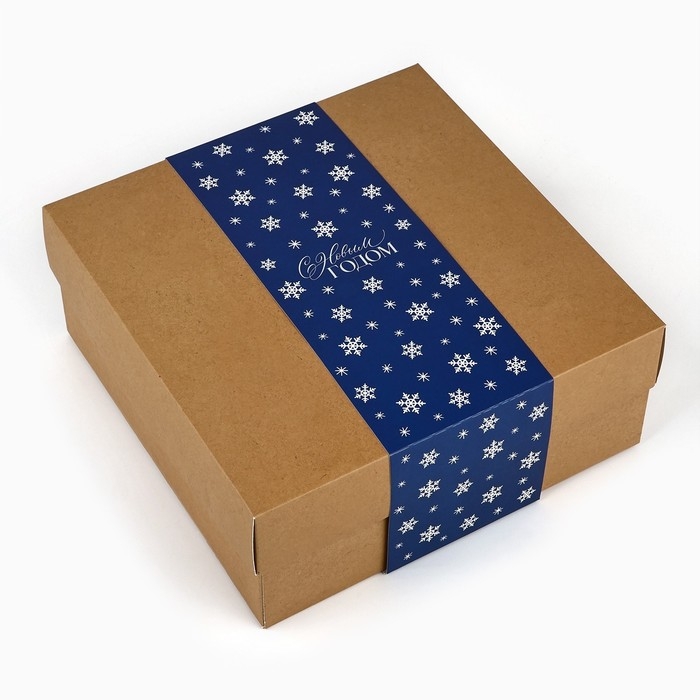 Коробка подарочная новогодняя складная &laquo;Снежинки&raquo;, тиснение, 20 х 20 х 8 см, Новый год