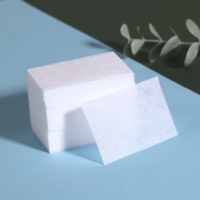 Салфетки для маникюра, безворсовые, жёсткие, 560 шт, 6 × 4 см Салфетки для маникюра, безворсовые, жёсткие, 560 шт, 6 × 4 см