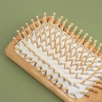 Расчёска массажная &laquo;BAMBOO&raquo;, широкая, бамбуковая, 8 &times; 25 см, цвет &laquo;светлое дерево&raquo;