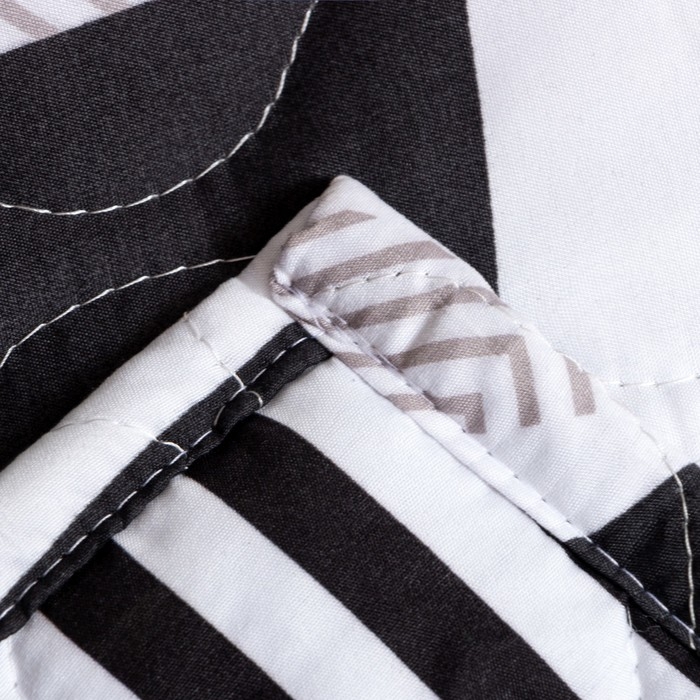 Покрывало LoveLife 2 сп Black and white 180*210&plusmn;5 см, новосатин,80 г/м2