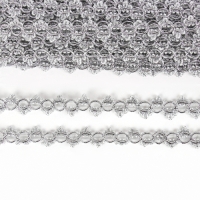 Тесьма серебро &laquo;Петельки&raquo; с трилистниками, ширина 2,7, намотка 10 м