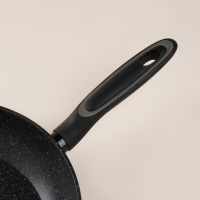 Сковорода алюминиевая с антипригарным покрытием SL Home, d=20, h=4,3 см, индукция, цвет чёрный Сковорода алюминиевая с антипригарным покрытием SL Home, d=20, h=4,3 см, индукция, цвет чёрный